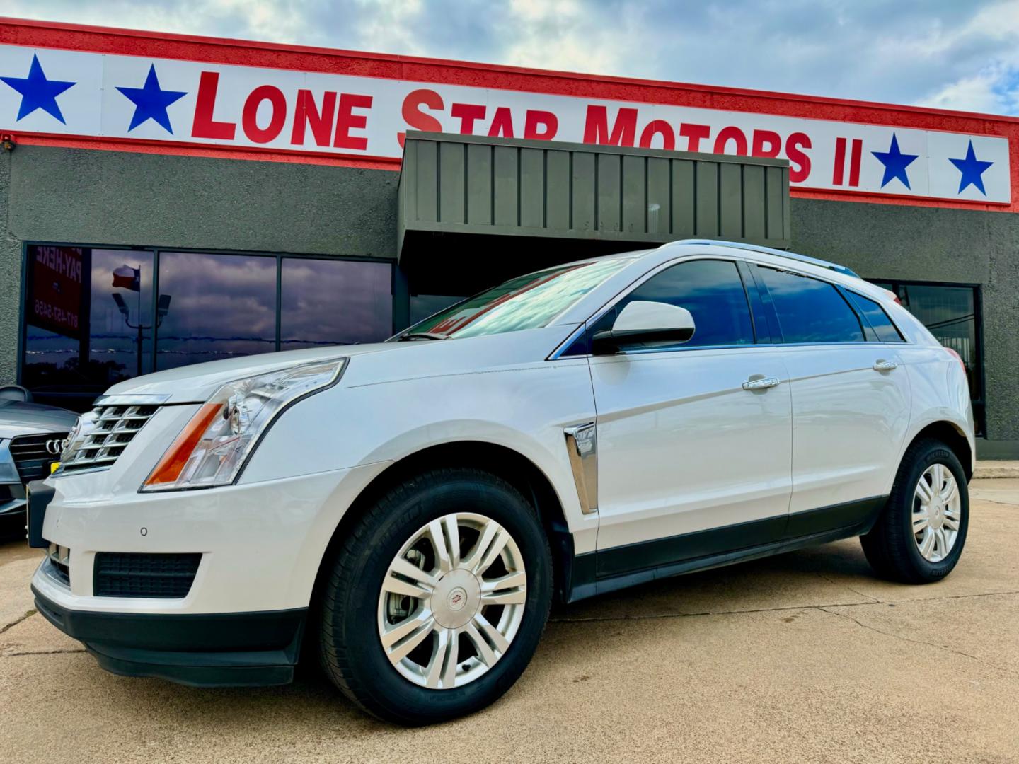 2014 WHITE CADILLAC SRX LUXURY (3GYFNBE34ES) , located at 5900 E. Lancaster Ave., Fort Worth, TX, 76112, (817) 457-5456, 0.000000, 0.000000 - Photo#1